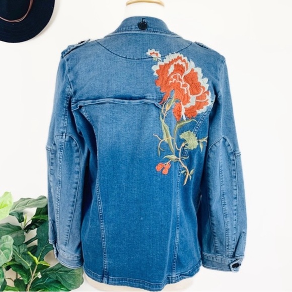 Rare Anthro embroidered
denim jacket
XS Anthropologie - Picture 9 of 11